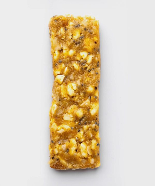 Barra nutricional de ananás e coco TropiNut Break Bar da Stautt, interior da barra | TropiNut Break Bar pineapple and coconut nutrition bar by Stautt, inside of the bar